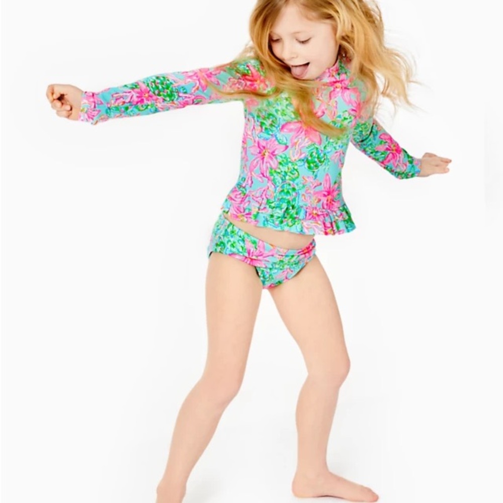 NWT Lilly Pulitzer  UPF 50+ Girls Ansley Rashguard Set So Shellegant Size 2